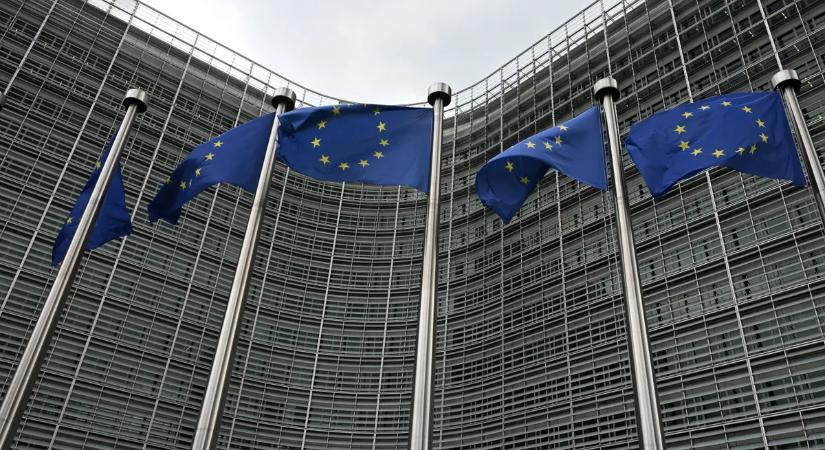 Újabb szankciós csomag készül, Róma és Párizs tiltakozik