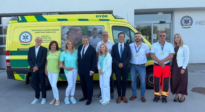 Rendhagyó eseménynek adott otthont a Győri Mentőállomás