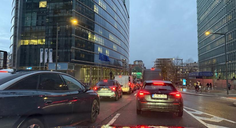 Emberéletet követelt a vasárnap hajnali vihar Belgiumban
