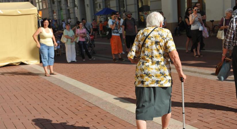Ennyi pénzből fogunk élni? Megmutatja a brutális igazságot az új nyugdíjpénztári kalkulátor
