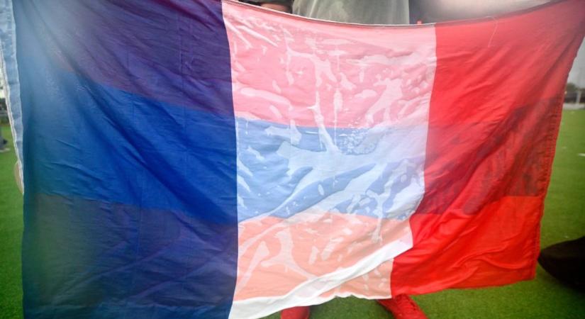 Extrém hőhullámtól retteg a francia futballválogatott