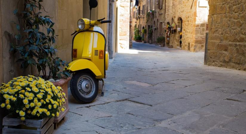 80 éves lett a Vespa, Rómában ünnepelnek a rajongók