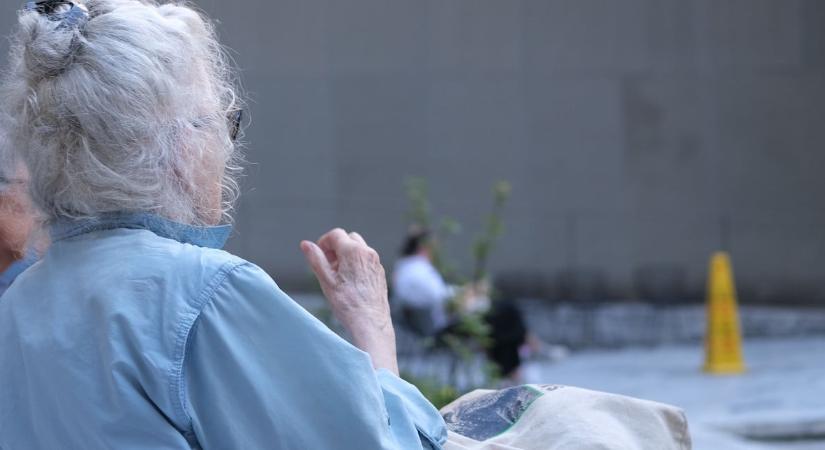 Ezt a 3 dolgot sokan az öregedés normális velejárójának tartják, pedig igazából a rák tünete lehet