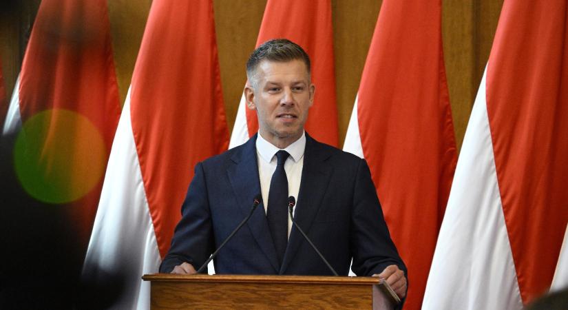 Magyar: A közszférában otthoni munkavégzést rendelünk el hétfőtől