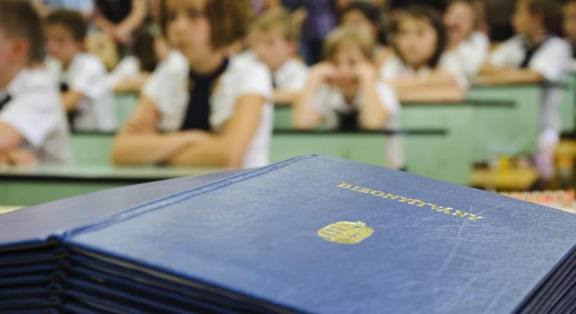 Túl a bizonyítványosztáson – Egyre többet tud a tudomány a gyermek lelkéről