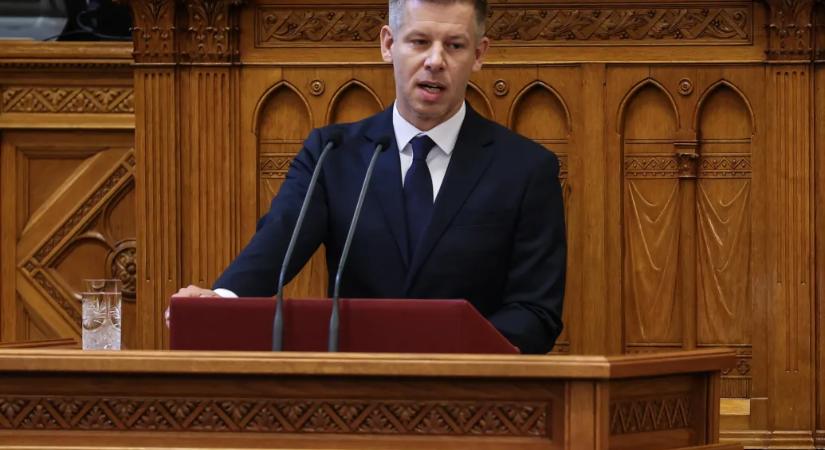 Magyar Péter felszólította a kekvák kuratóriumait, hogy augusztus 31-ig semmilyen fontos döntést ne hozzanak