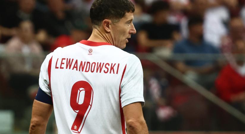 Eldőlhet Robert Lewandwoski jövője, közel a bejelentés!