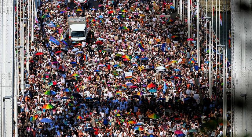 Az extrém hőség ellenére tízezrek vonultak a Pride-on, hamarosan csatlakozhatunk az eurozónához – itt a HVG hírpodcast
