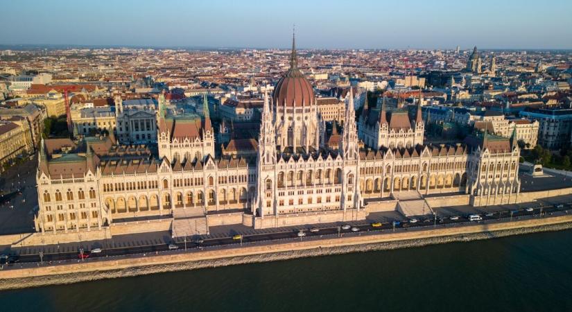 Rendkívüli bejelentés a hőség miatt – Magyar Péter azonnali közleményt adott ki