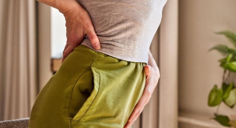 Állj a falhoz 10 másodpercre – Ez az egyszerű teszt megmutatja, mennyire jó a testtartásod