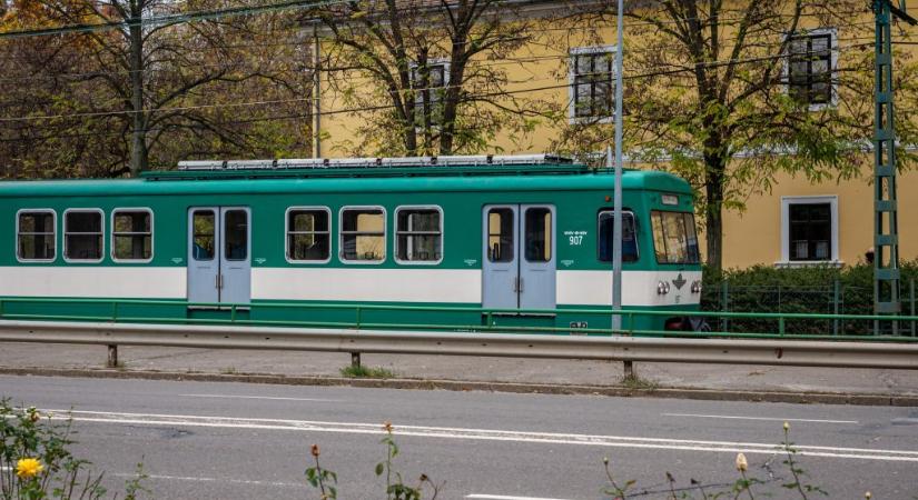 Embert gázolt a HÉV Gödöllőnél