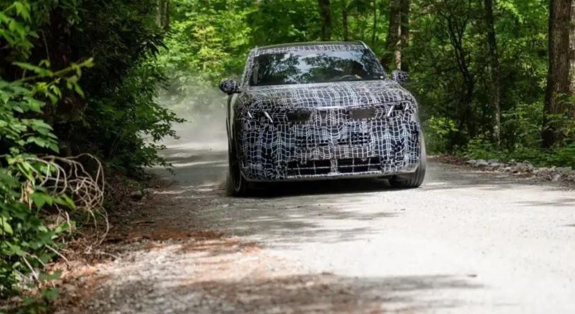 Rekordot dönthet az új BMW iX5: a márka valaha volt legnehezebb modellje lehet