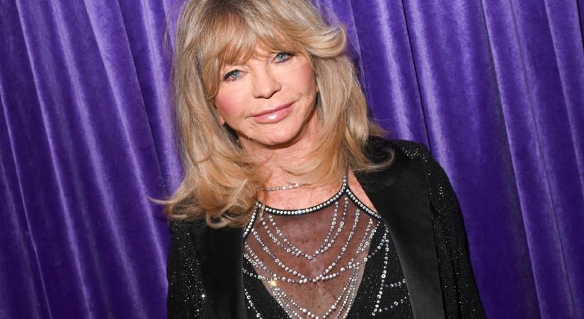 80 évesen is elképesztő formában van Goldie Hawn – fürdőruhás fotója mindenkit lenyűgözött