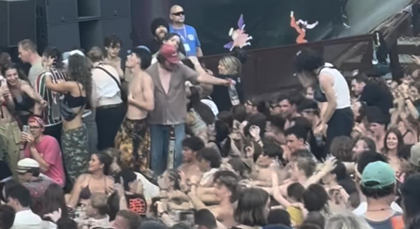 Új szintre emelték a Bohemian Betyars rajongói a norvég focifanok evezős szurkolását