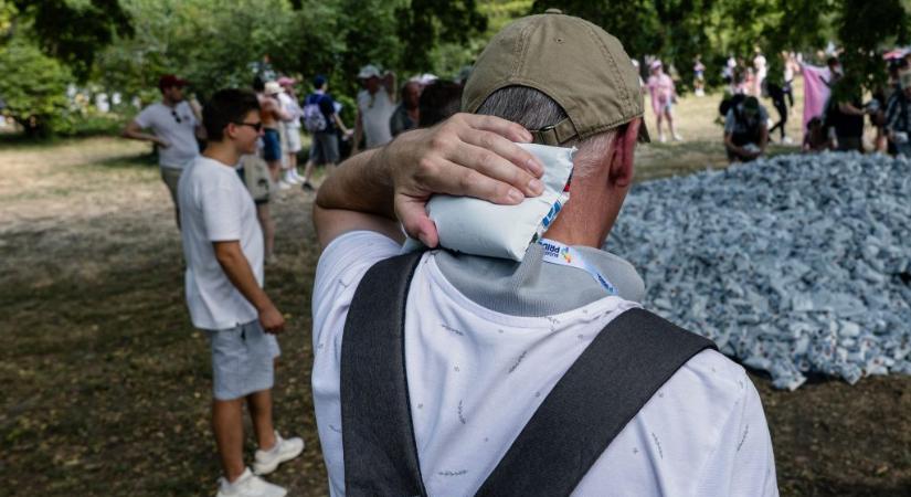 Az egész országra piros figyelmeztetést adtak ki