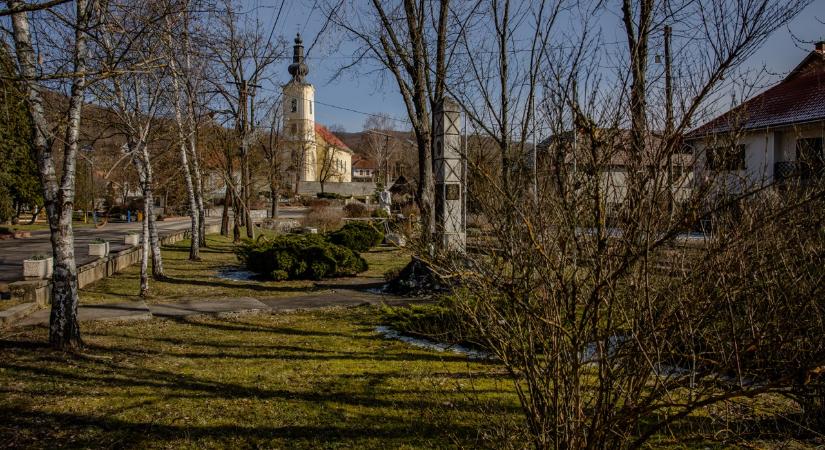 Magyar Péter embere szerint a falusiaknak be kéne költözniük a városokba