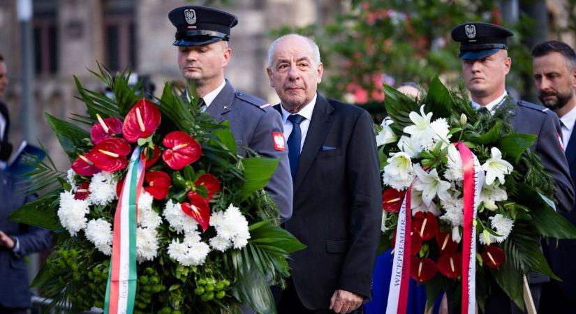 Sulyok Tamás Lengyelországban járt – közös nyilatkozatot írtak alá Nawrockival (VIDEÓ)