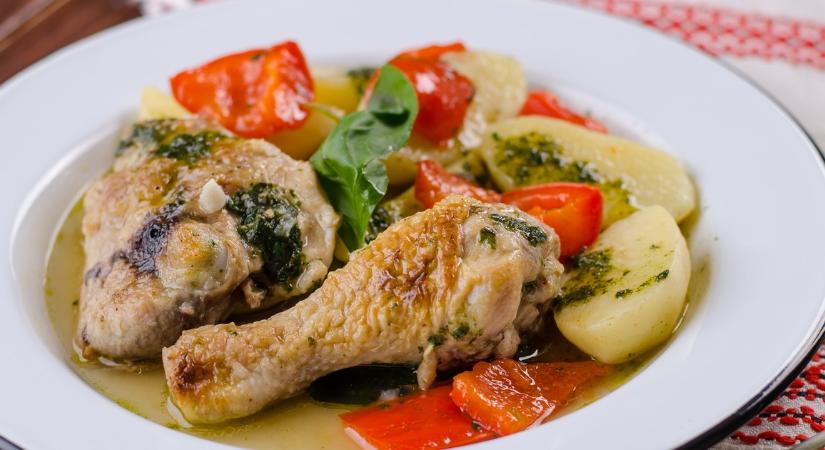 A nyár kedvence lehet ez a francia csirkeragu recept