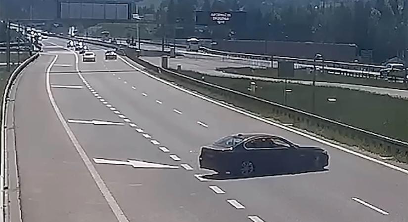 Egyik őrültség a másik után a lengyel autópályán