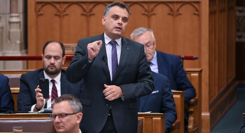 Latorcai Csaba: A Tisza olyan szemléletet emelt kormányzati szintre, amely nem hisz a magyar falvak jövőjében