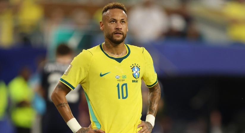 Neymar egy 310 millió forintot érő luxusórával ünnepelte meg visszatérését a válogatottba