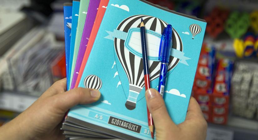 Radírozzuk ki a különbségeket – tanszereket gyűjt a Magyar Református Szeretetszolgálat
