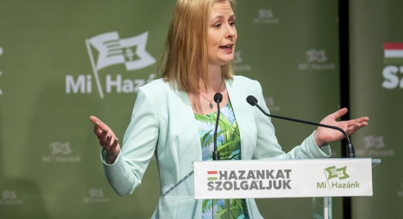 Villámgyorsan törölte Dúró Dóra azt a fotót, amelyet a a Pride-on részt vevő autista gyerekekről posztolt