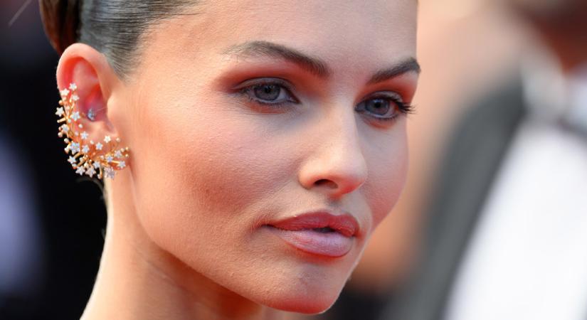 Férjhez ment a világ legszebb kislánya: Így festett a menyasszonyi ruhájában a 25 éves Thylane Blondeau