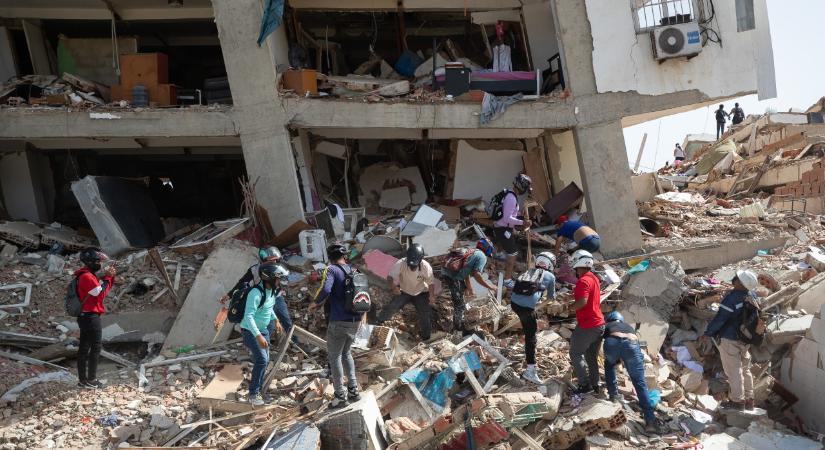 Katasztrófa Venezuelában: 1450 felett a halottak száma