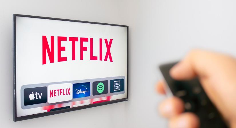 Baleset miatt leállították a Netflix sikersorozatának forgatását, kórházba került a világsztár színésznő