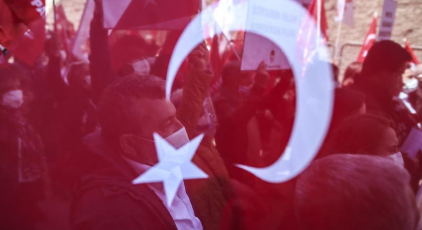 Izrael elismert egy népirtást, kiakasztva Törökországot