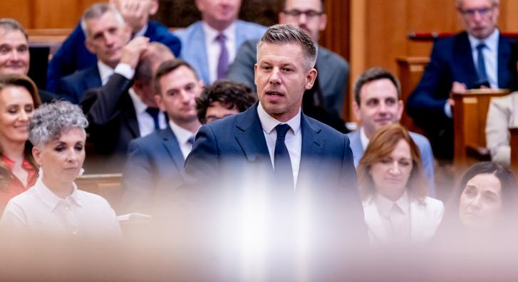 Magyar Péter: Miről beszélnek önök?