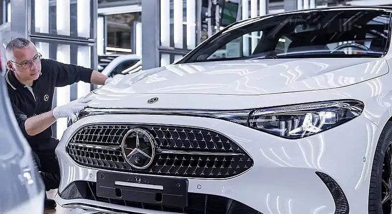A Mercedes még több munkát várna ugyanazért a fizetésért