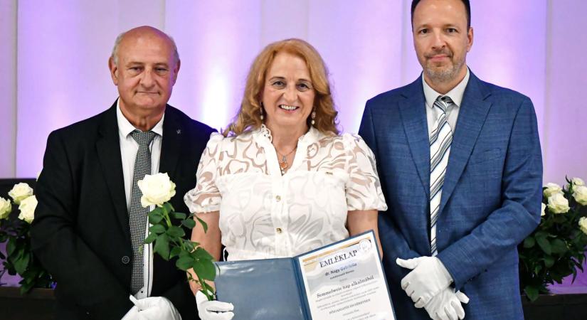Elismerték a vármegyei kórház kiemelkedő szakembereit