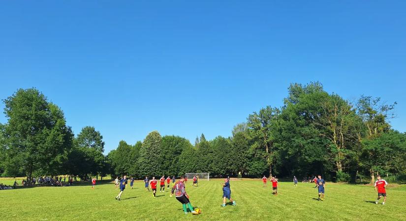Hátsó füves futballmentő túra: Pusztamagyaródon éledezik a csapat