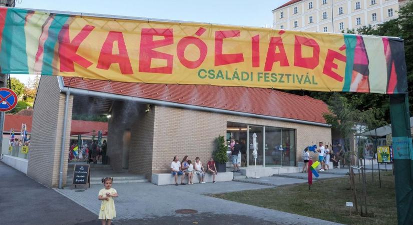 Harmincharmadik alkalommal varázsolta el a családokat a Kabóciádé Veszprémben (galéria)