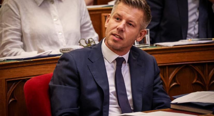 „Tényleg szégyellje magát Hegedűs Barbara!” – Forsthoffer Ágnes elvette a szót Magyar Pétertől a parlamentben