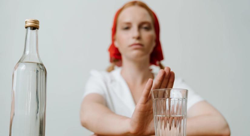 Amikor a víz már nem elég: 5 hűsítő ital, ami sokkal jobban esik a tikkasztó hőségben
