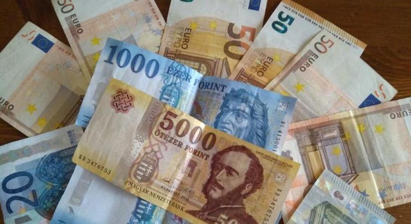 Szédelgett a forint – ennyiért adják az eurót