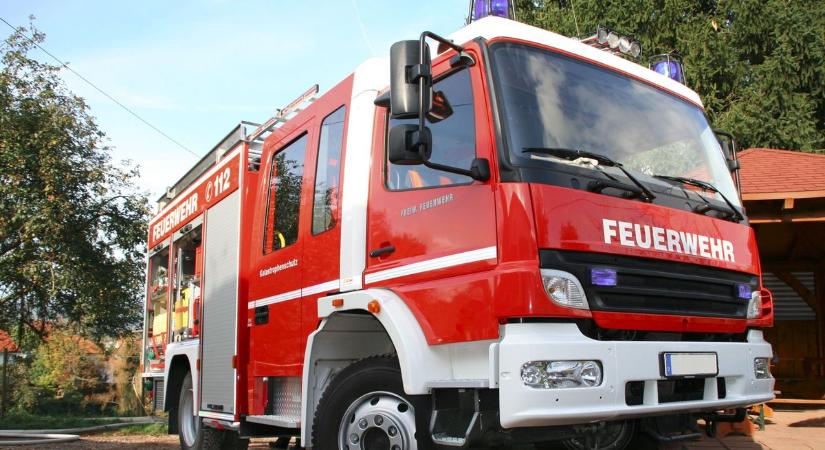 Két autó és egy kisteherautó ütközött Kerekegyházánál