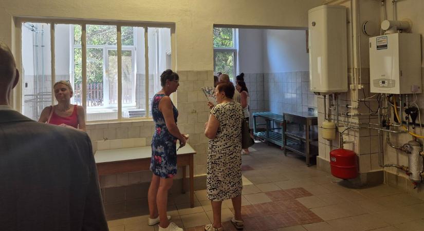 Tavaly még a csőd szélén táncoltak, de ma már fejlesztenek is Ambrózfalván