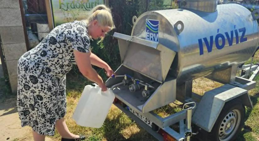 „Nem bíztam a csapban, inkább kannával hoztam vizet” – Kétségbeesett helyiek szólalnak meg a vízkrízisről