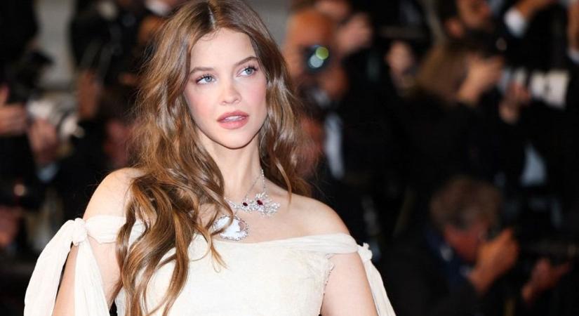 Palvin Barbi meztelenül mutatta meg terheshasát - így néz ki, néhány héttel a szülés előtt - friss fotók