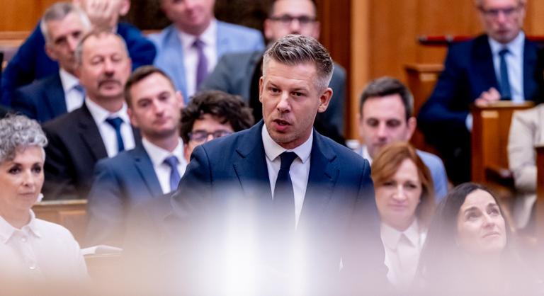 Példátlan, ami a parlamentben történt Magyar Péterrel