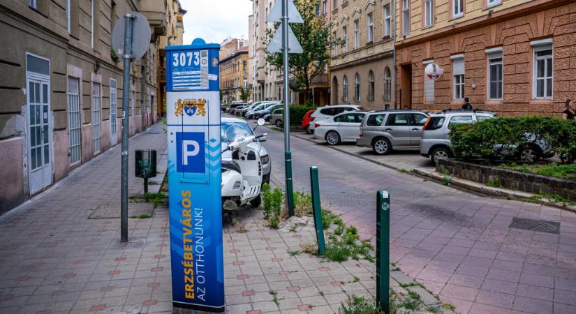 Szerdától ne dobjon pénzt a parkolóautomatába! – viszont többet kell fizetnie a szolgáltatásért
