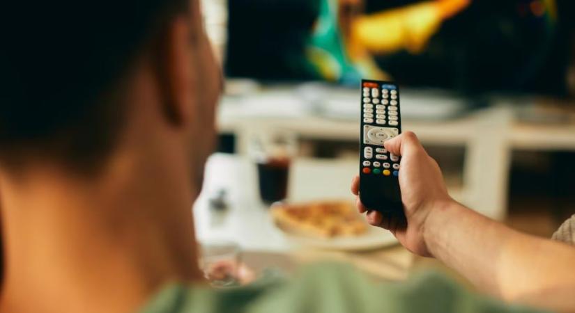 Munkatársa adataival vásárolt tévé-előfizetést egy komádi