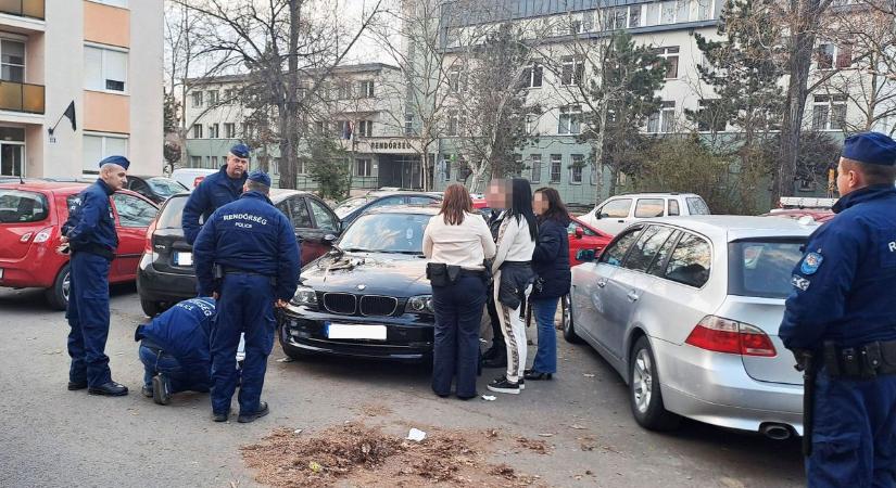 Újra lecsapott: a dílerfogó kapitány személyesen fülelte le a nyíregyházi parkolóban zajló bizniszt (fotókkal)