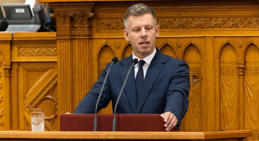 Magyar Péter nemzeti összefogásra szólított fel a hőség elleni védekezésben - komoly vita várható a parlamentben