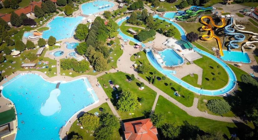 Óriási kedvezménnyel fürdőzhetnek a vasi település lakói
