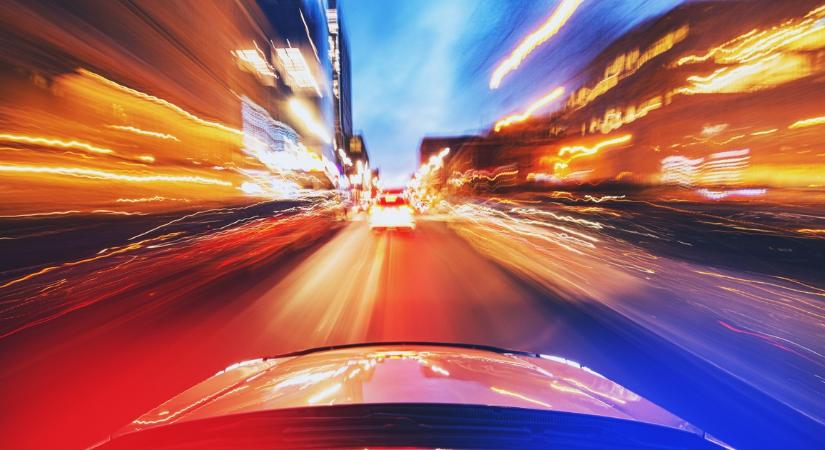 180 km/h-val menekült az ellopott kisteherautóval: elfogták a 15 éves sofőrt a rendőrök
